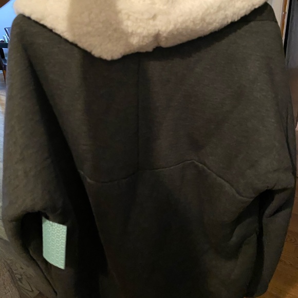 Wool lined coat - Picture 2 of 5